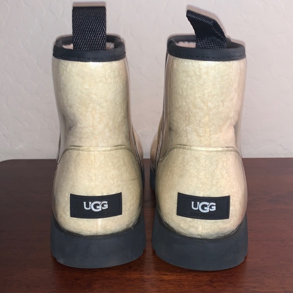 UGG BRAND NEW SIZE 10 GORGEOUS CLASSIC CLEAR MINI WATERPROOF BOOTS - Picture 4 of 13